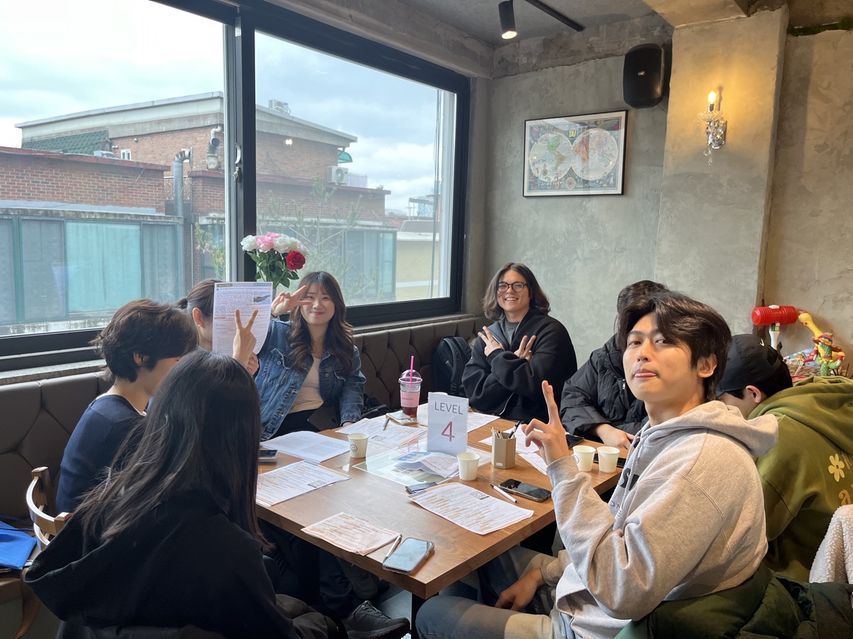 컬컴 대구 동성로 중국어학원 소그룹 스터디 수업 장면